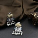 Komolika Samudri Leher - A Glimmer of Effortless Radiance