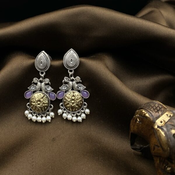 Noorani Sandhya Raag Avataar - A Royal Two-Tone Treasure