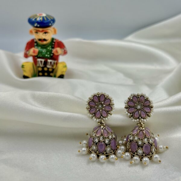 Masakali Lavangini - Handcrafted Perfection with Luminous Pearls