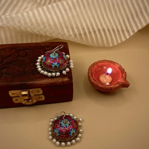 Rani Chulbuli - A Splash of Playful Charm