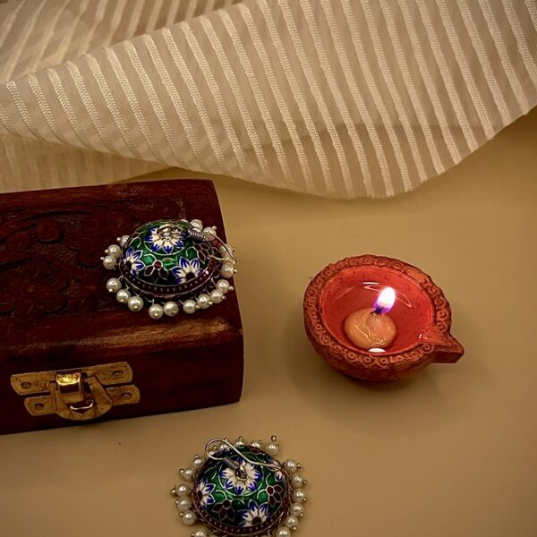 Rang-e-Mayur Chulbuli - A Splash of Playful Charm