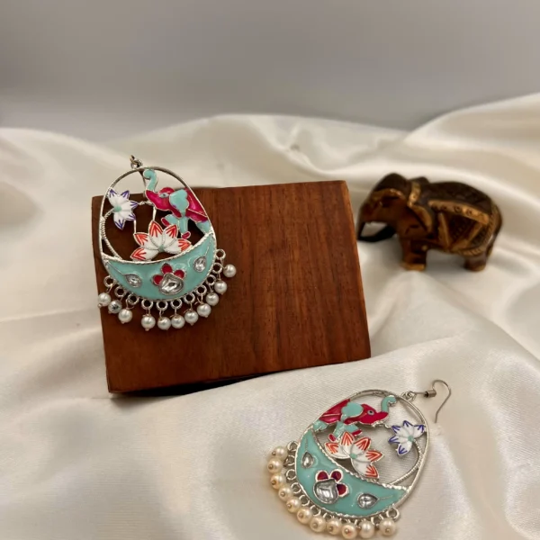 Aasmani Tushkari - A Tusk of Timeless Grace