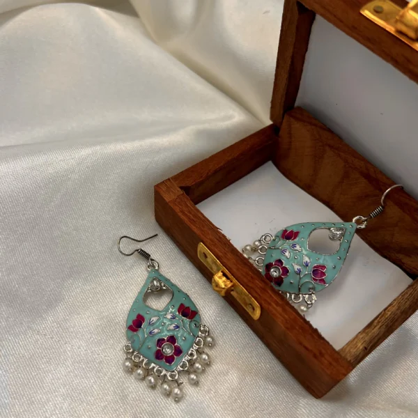 Aasmani Miraya Jhumka - A Princess' Playful Adornment