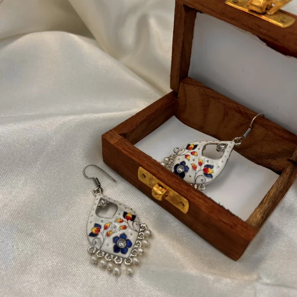 Chitta Miraya - A Princess' Playful Adornment