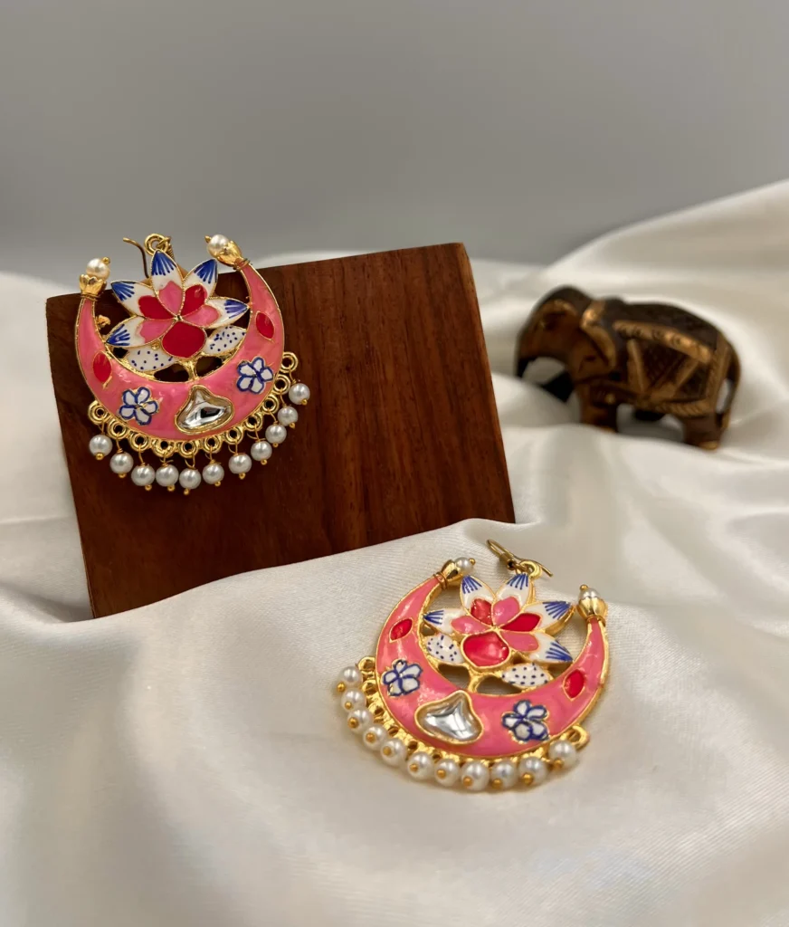 Miorah Gulabi - Mehendi Polish Enameled Crescent Earring