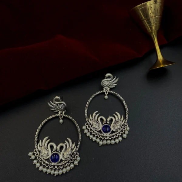 Rajhans Chakra Indraneel - A Joyful Embrace