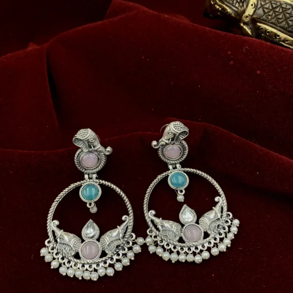 Gajraj Kundal Gulabi & Neela - A Majestic Glow