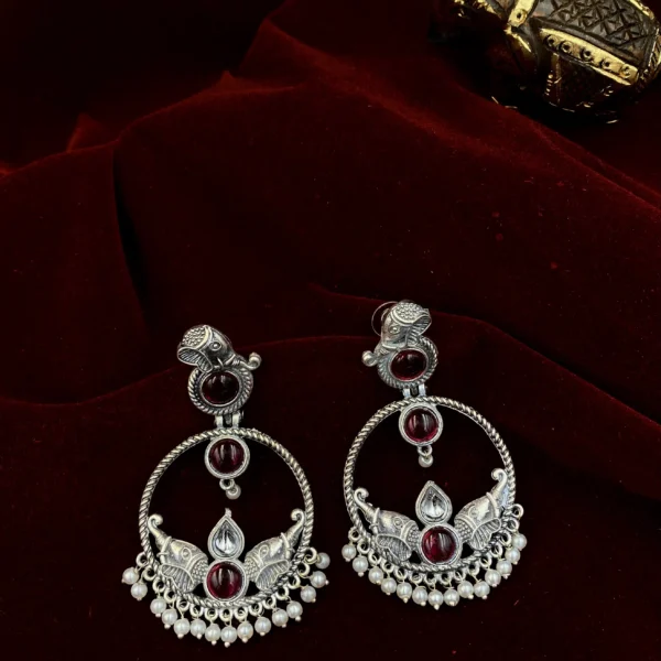 Gajraj Kundal Raktam - A Majestic Glow