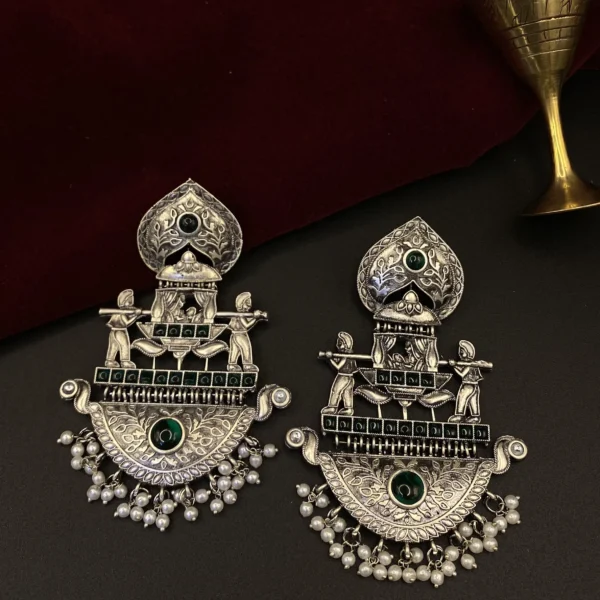 Vahini Mehendi Ranga - A Royal Procession