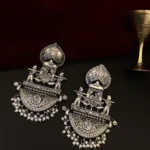 Vahini Gulabi - A Royal Procession