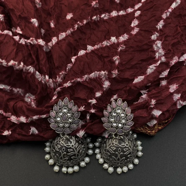 Guldasta Jhumka Gulaabi - A Celestial Cluster