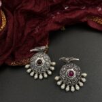 Pakshi Mandala Raktima - A Circle of Serenity